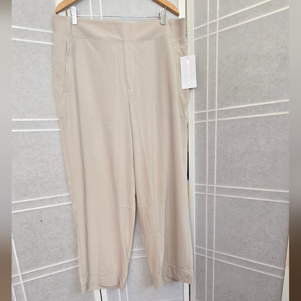 Athleta Cream Ankle Cropped Pants Wide-Leg